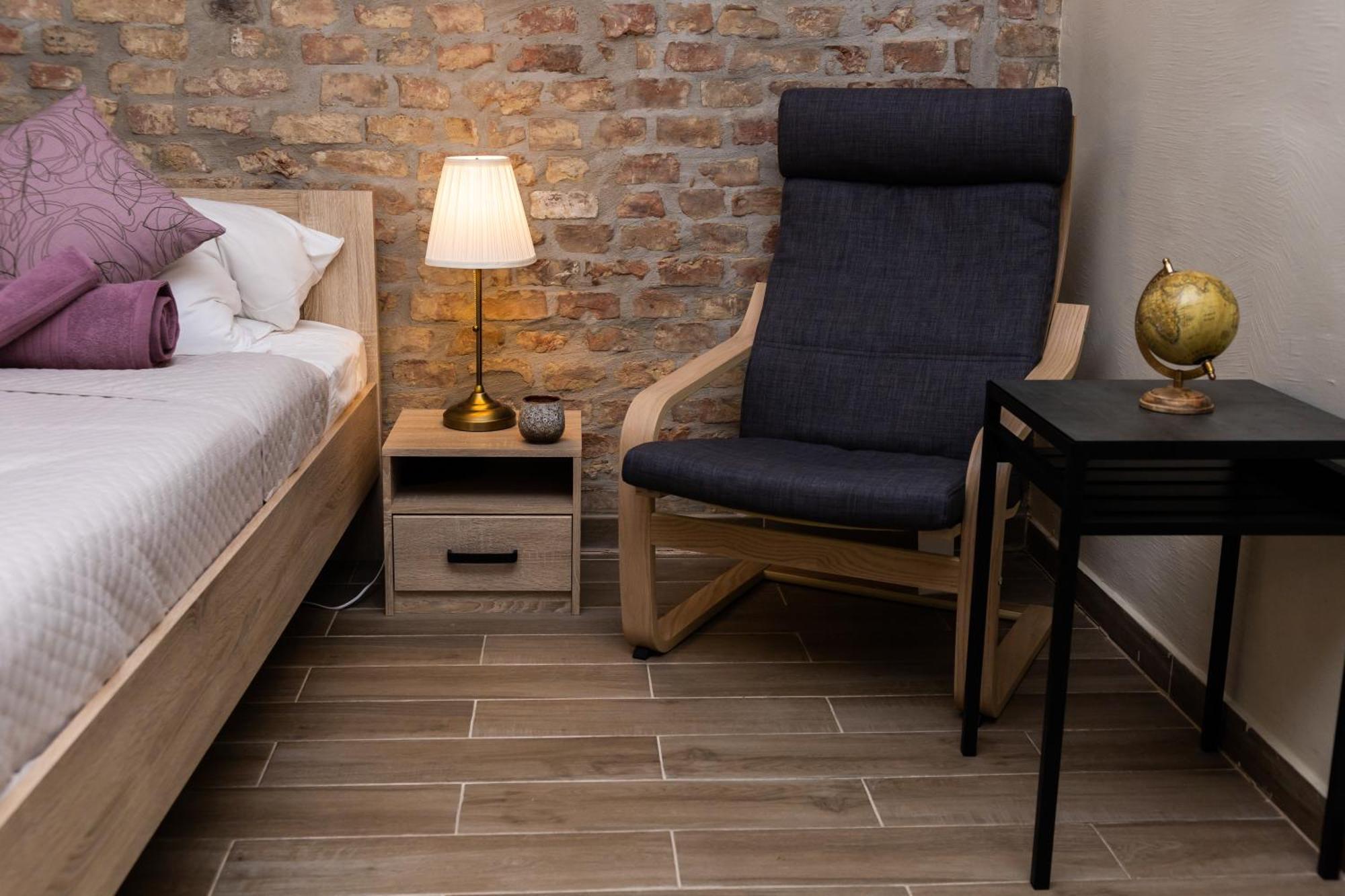 Comfortable Romantic 1 Bedroom Apartment Near Augarten Wina Bagian luar foto